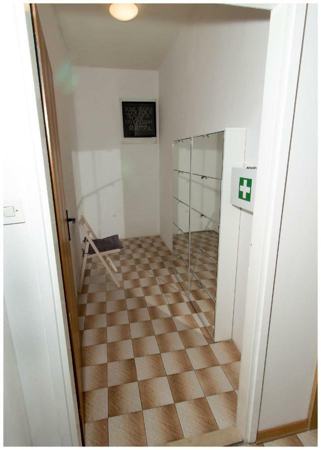 Large Apartment Between Split And Trogir Kaštela Εξωτερικό φωτογραφία