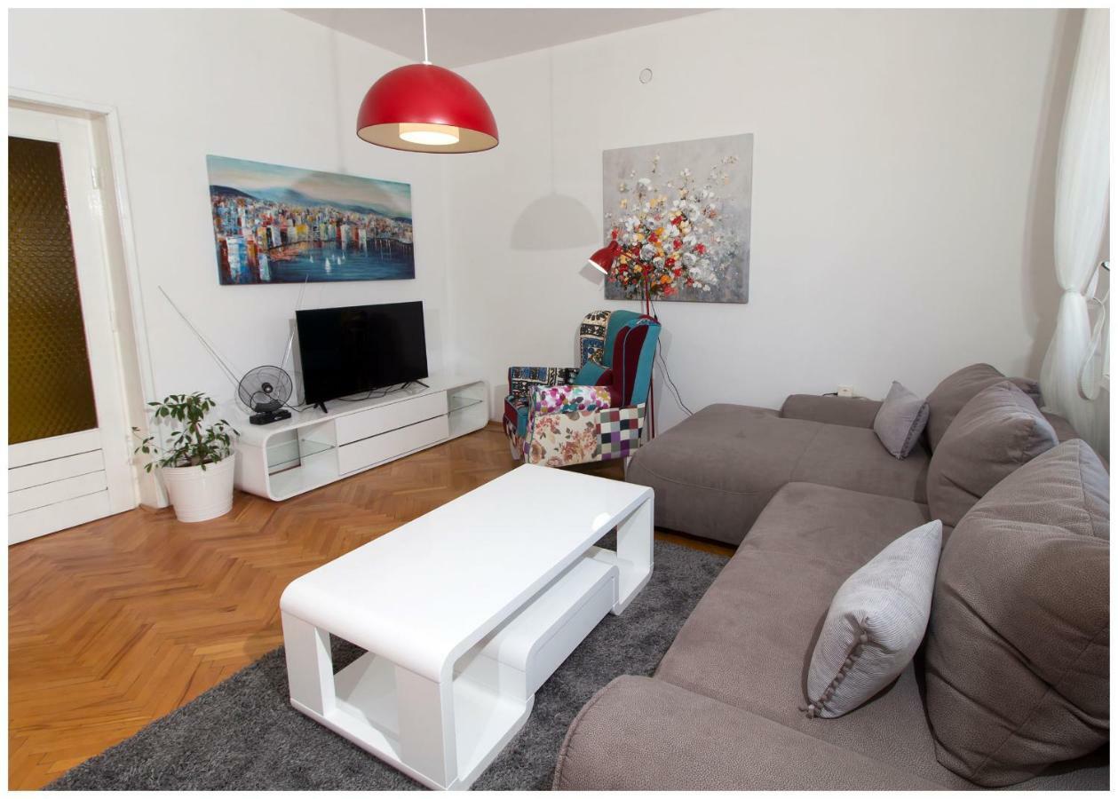 Large Apartment Between Split And Trogir Kaštela Εξωτερικό φωτογραφία